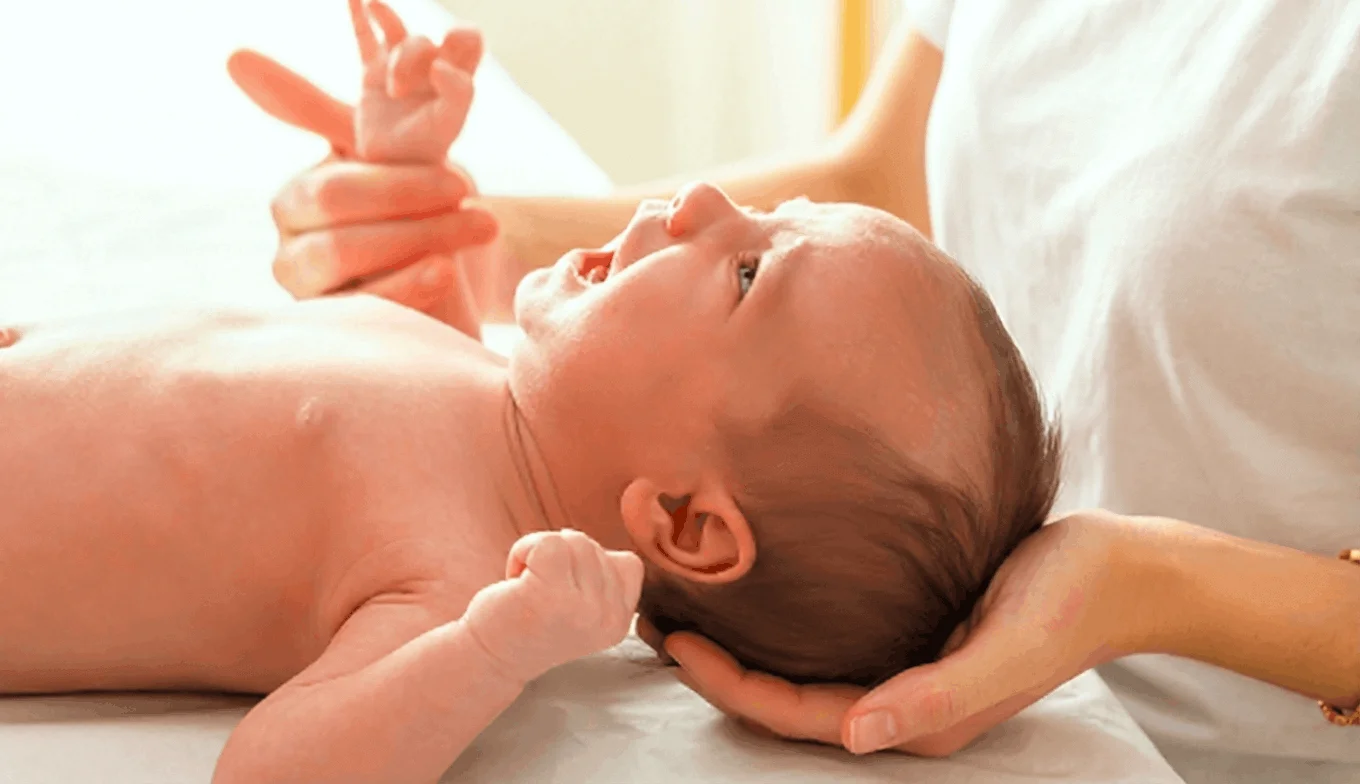 tratamiento bebé de fisioterapia en granada